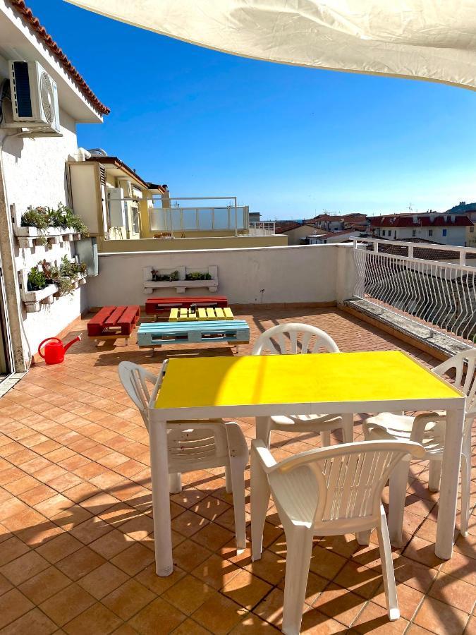 Apartament Scauri Attico Panoramico Minturno Zewnętrze zdjęcie